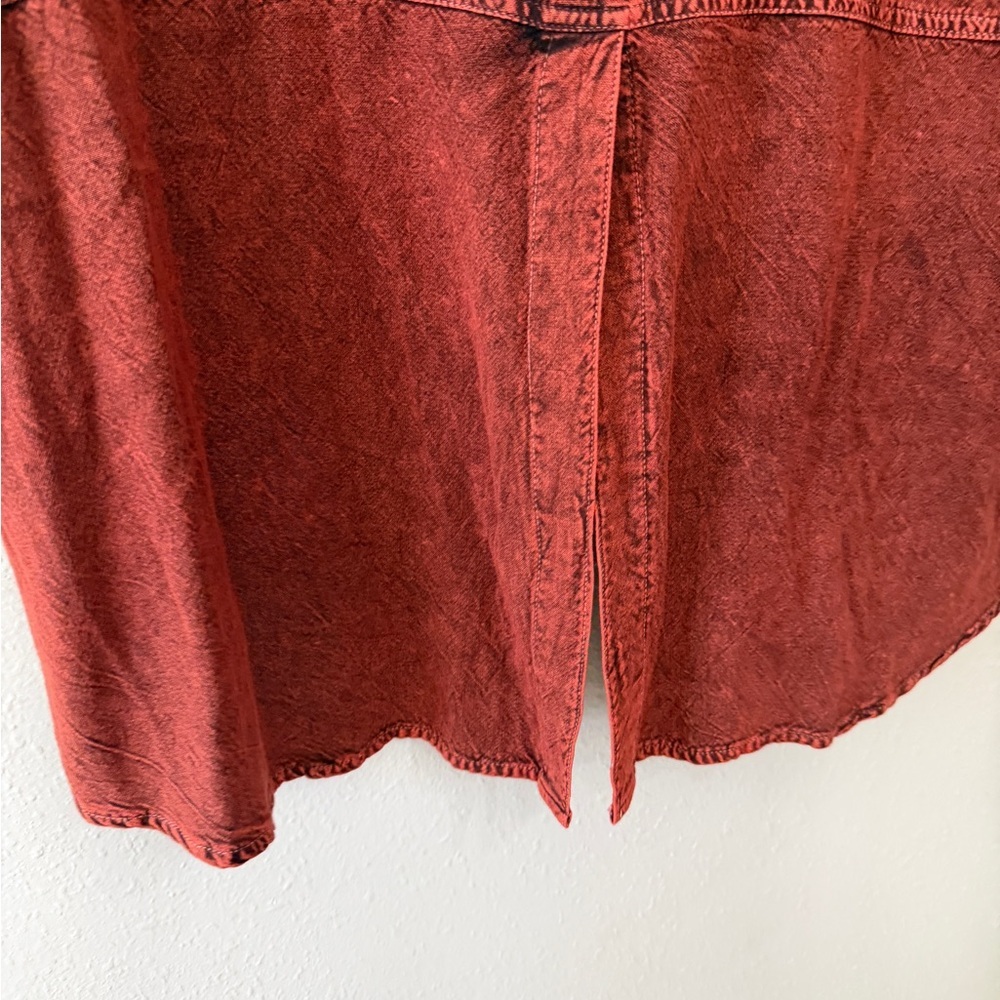 Embroidered Rust Button-Front Tunic Top - Picture 5 of 9
